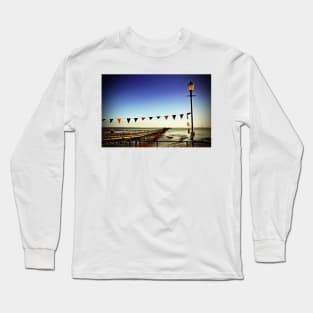 Southend on Sea Pier Beach Essex England Long Sleeve T-Shirt